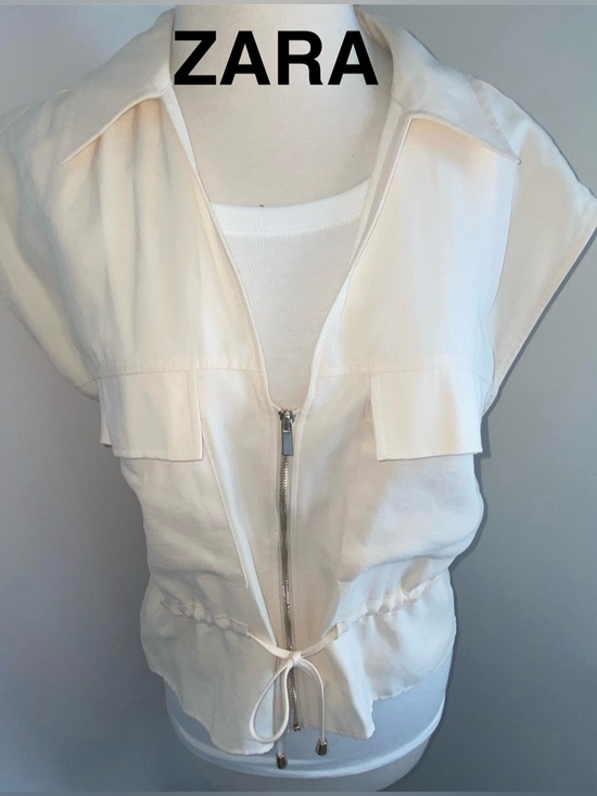 Zara Jackets & Blazers - ZARA Light Cream Zip-Front Drawstring Vest - Size L - NEW